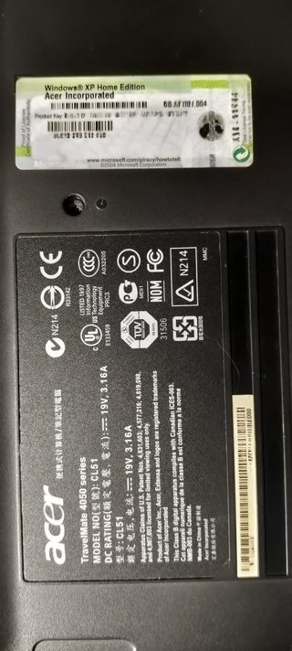 Portátil Acer Travelmate 4052LMi Plata