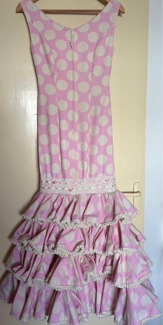 Traje de flamenca rosa lunares