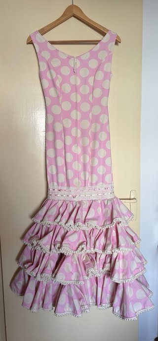Traje de flamenca rosa lunares