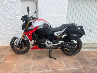 BMW F 900 R