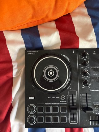Controlador DJ Pioneer DDJ-200