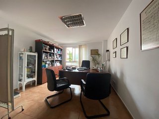 Oficina en venta en Zona Puerto Deportivo en Fuengirola