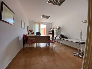 Oficina en venta en Zona Puerto Deportivo en Fuengirola