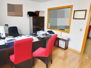 Oficina en venta en Avda de Madrid - Pº de la Estación en Jaén