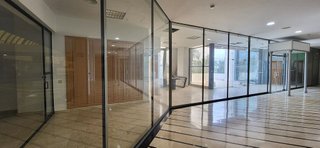 Local comercial en venta en Puerto Banús en Marbella