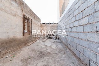 Local comercial en venta en Carretera Mojonera – Cortijos de Marín en Roquetas de Mar