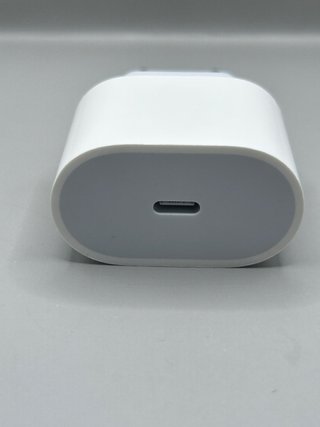 Cargador Apple 18W Original A1692
