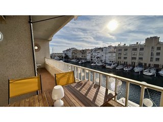 Piso en venta en Empuriabrava en Castelló d´Empúries