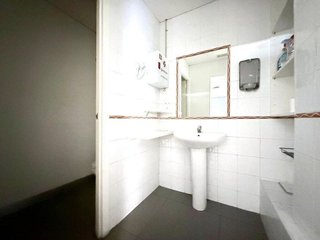 Local comercial en venta en Poblenou - L'Olivar Gran en Figueres