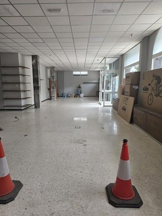 Local comercial en alquiler en Viña Málaga en Vélez-Málaga
