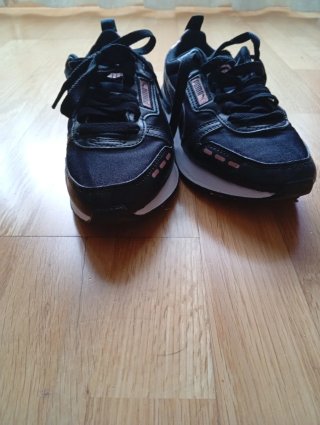 Zapatillas Puma Mujer Negras y Rosas
