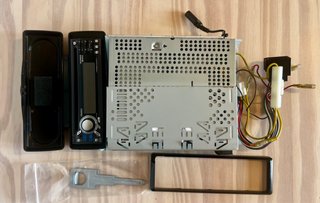 RadioCD Clarion DB568RUSB RDS + Cables y mando