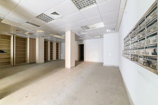 Local comercial en venta en Alhendín