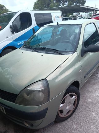 Renault Clio 2002