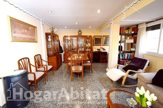 Piso en venta en Zona Avenida al Vedat en Torrent