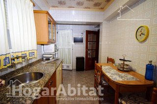 Piso en venta en Zona Avenida al Vedat en Torrent