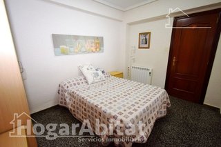 Piso en venta en Zona Avenida al Vedat en Torrent