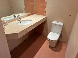 Local comercial en venta en Constitución-El Balconcillo en Guadalajara