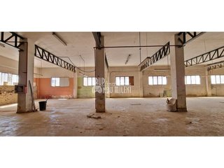 Local comercial en venta en Benetússer