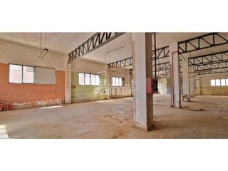 Local comercial en venta en Benetússer