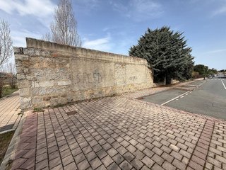 Terreno en venta en Hervencias en Ávila