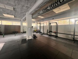 Local comercial en alquiler en Costillares en Madrid
