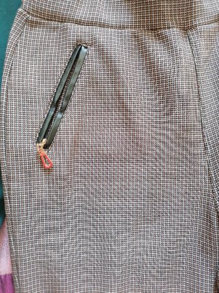 Pantalones T44