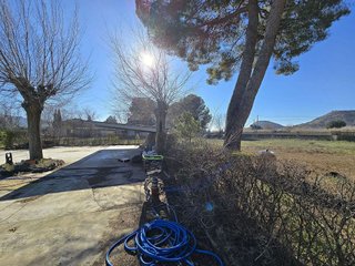 Casa en venta en Cabanes y Las Fuentes en Villena