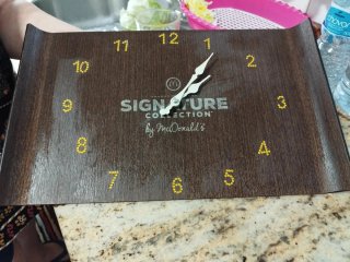 Reloj McDonald's Signature Collection