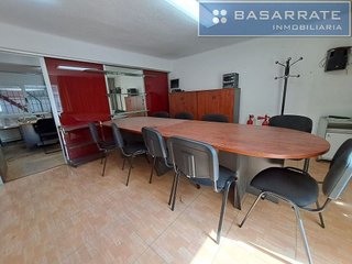 Local comercial en venta en San Pedro de Deusto-La Ribera en Bilbao