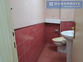 Local comercial en venta en San Pedro de Deusto-La Ribera en Bilbao