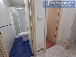 Local comercial en venta en San Pedro de Deusto-La Ribera en Bilbao