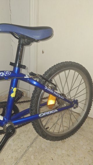 Bicicleta Orbea Rocker Azul y amarilla