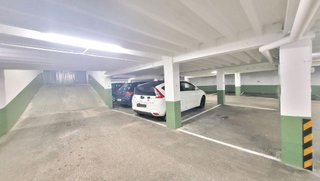 Garaje en venta en Navia