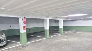 Garaje en venta en Navia