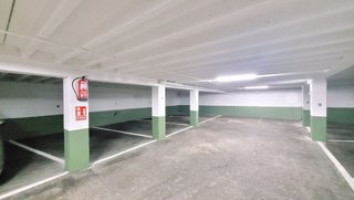 Garaje en venta en Navia