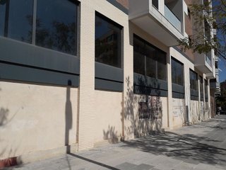 Local comercial en venta en Parc Central en Torrent