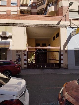 Garaje en venta en Ensanche - Diputación en Alicante
