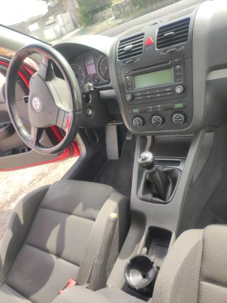 Volkswagen Golf 2005