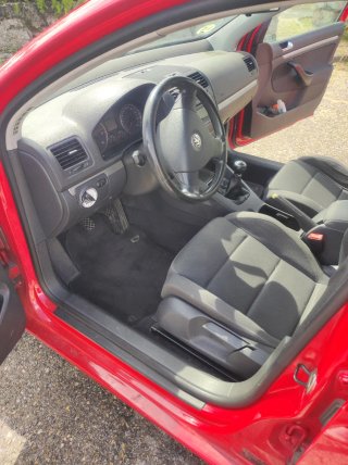 Volkswagen Golf 2005