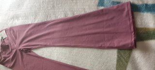 Pantalones acampanados color malva
