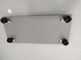 Soporte con ruedas para CPU IKEA