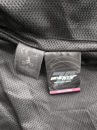 Chaqueta de moto verano ventilada. Talla S.