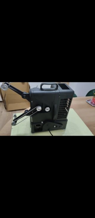 Proyector Ditmar 9.5 y 16 mm