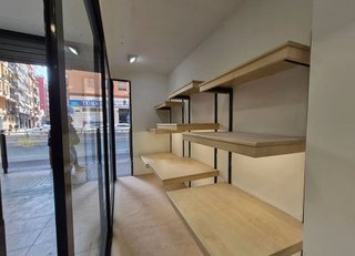 Local comercial en alquiler en Arrancapins en Valencia