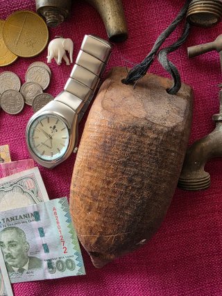 Lote Antigüedades: Monedas, Billetes y Más