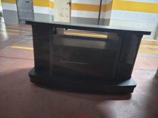 Mueble TV negro y cristal