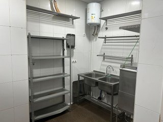 Local comercial en alquiler en Renfe - Bulevar 1º y 2º Fase en Jaén