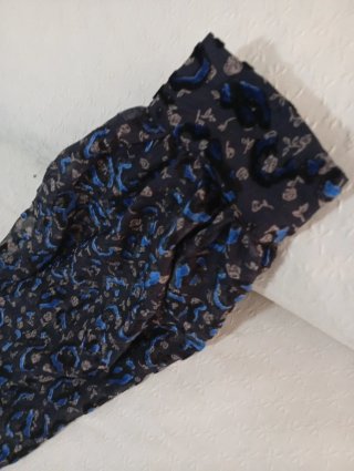 Blusa Zara fiesta negra y azul