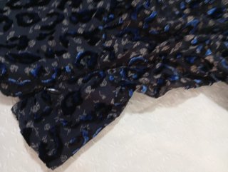 Blusa Zara fiesta negra y azul
